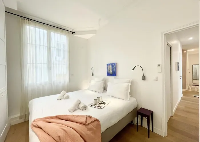 Parisian 2 Bedrooms Montorgueil 090