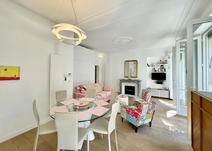 Parisian 2 Bedrooms Montorgueil 090